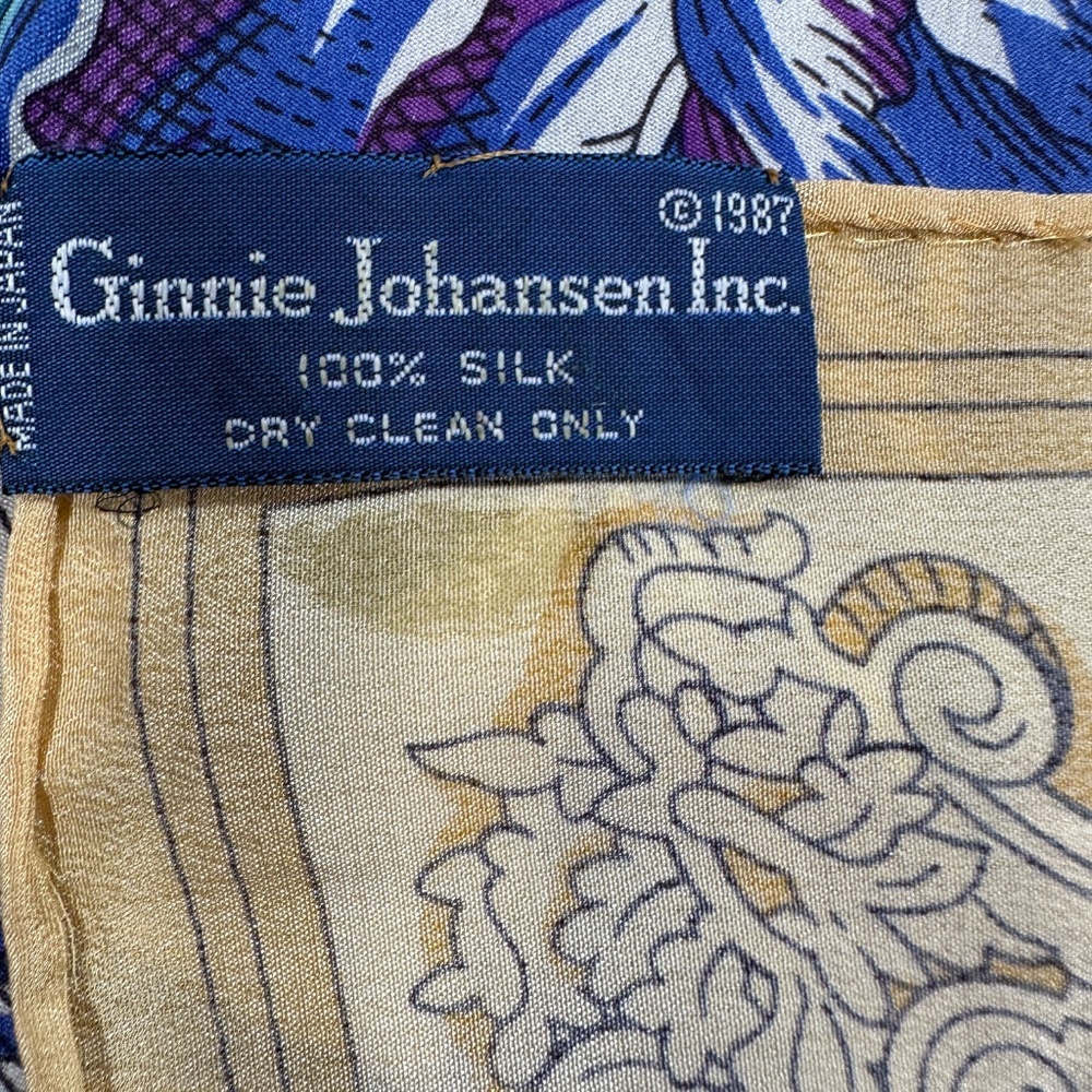 Floral Print Scarf - Picture 5 of 7